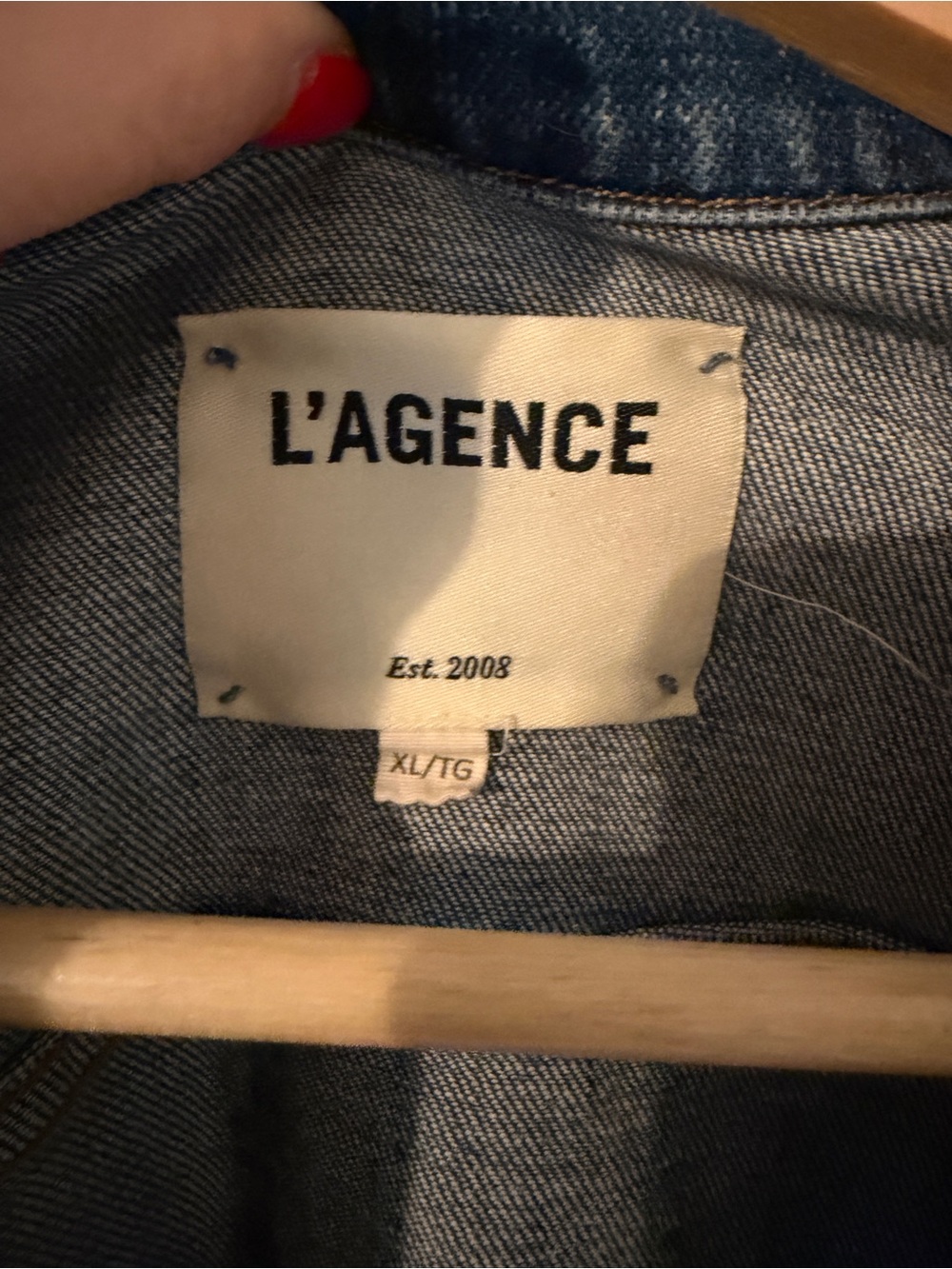 L'AGENCE Janelle Slim Fit Trucker Jacket Size XL Fits like a L - Picture 5 of 7